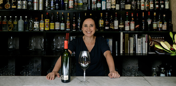 Laura Catena frente vinos